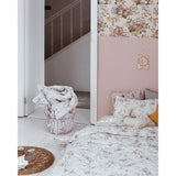 Little Sleepy Animals Light Wallpaper