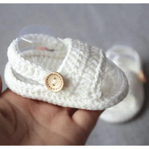 Hand-made crochet baby shoes