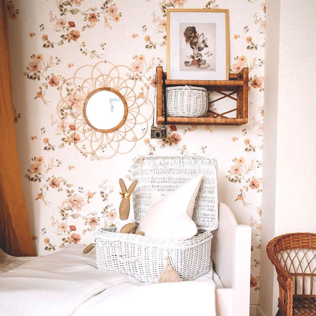 Floral Vintage Wallpaper – Cozy Nursery