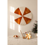 “Gold Candy” Christmas Round Patchwork Mat