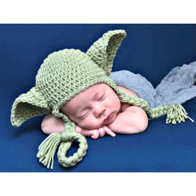 Knitted Yoda Newborn Costume – Cozy Nursery