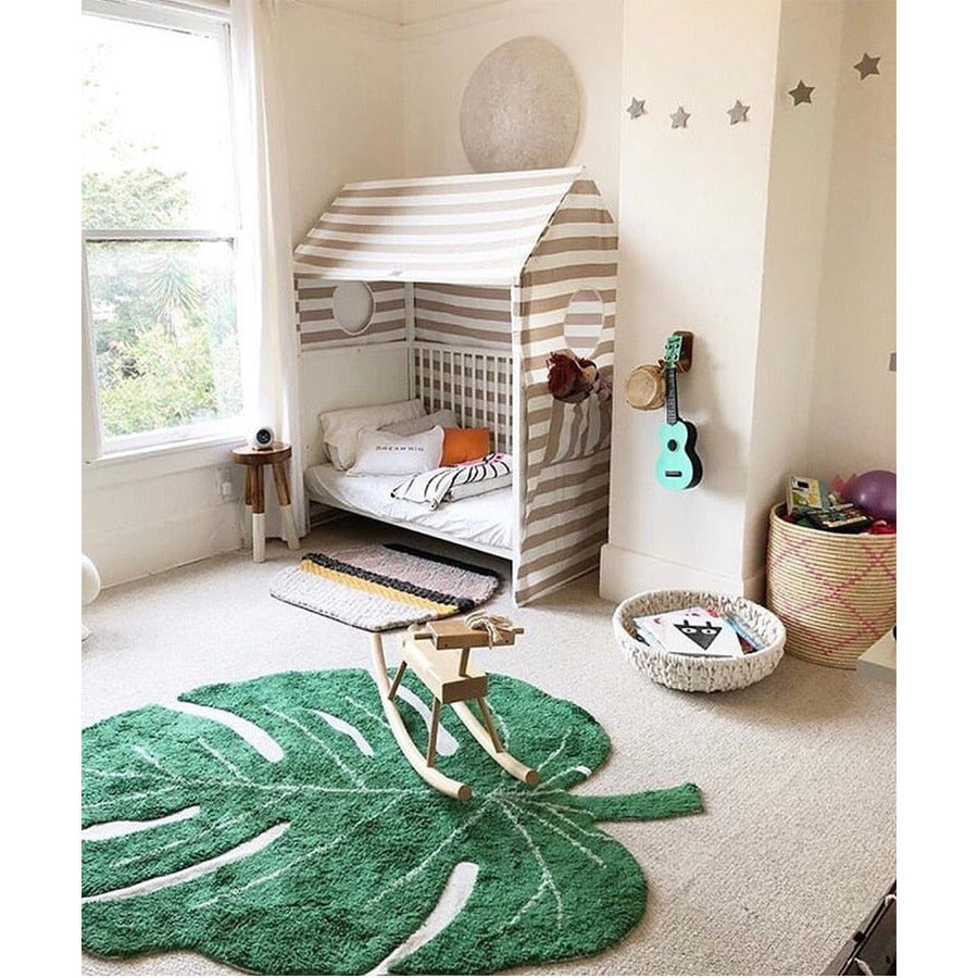 Jungle Leaf Rug – Cozy Nursery
