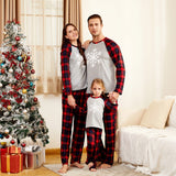Weihnachtslich passender karierter Pyjama 