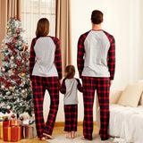 Passender karierter Pyjama für die ganze Familie 